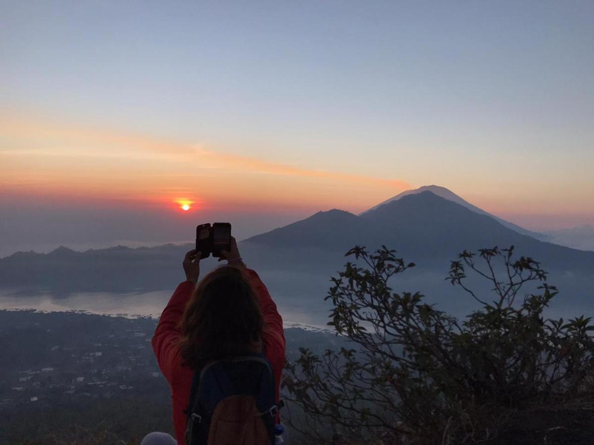 Batur Pyramid Guesthouse Kintamani  Exterior photo