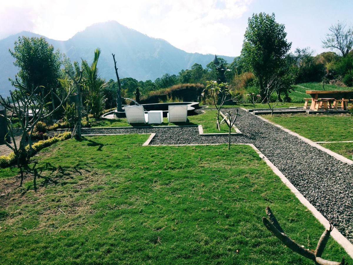 Batur Pyramid Guesthouse Kintamani  Exterior photo